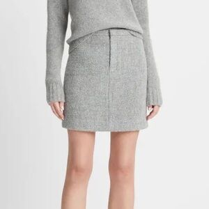Vince. Pebble-Textured Mini Skirt Size 14 Wool Alpaca Blend Silver Grey